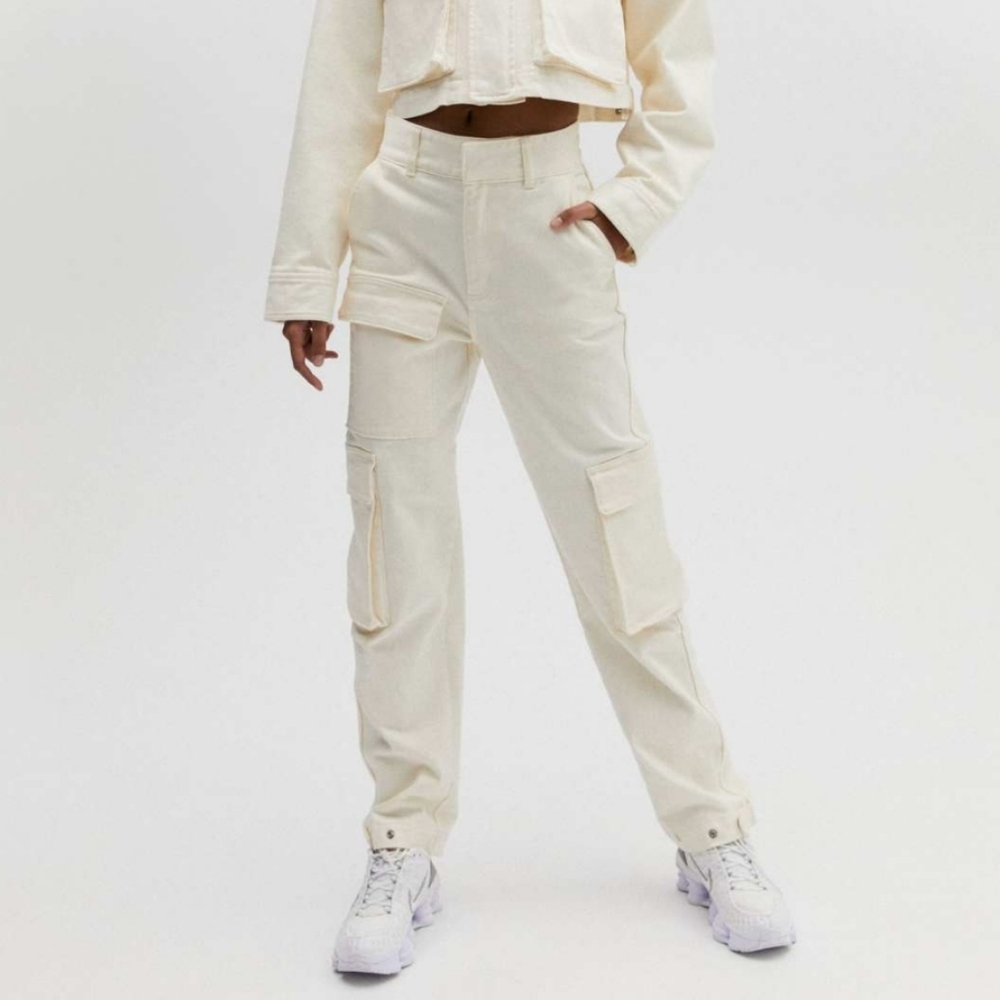Aritzia TNA WORKWEAR PANT Cargo Ivory Women's Size 6